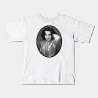 Elizabeth Taylor: Glamourous Sophistication Kids T-Shirt